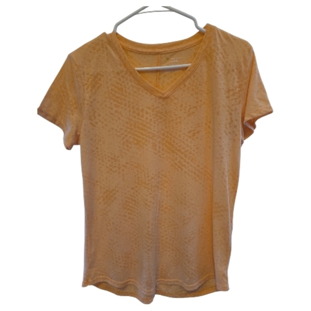 Tek Gear V-Neck Short Sleeve Top in Light Orange SZ M